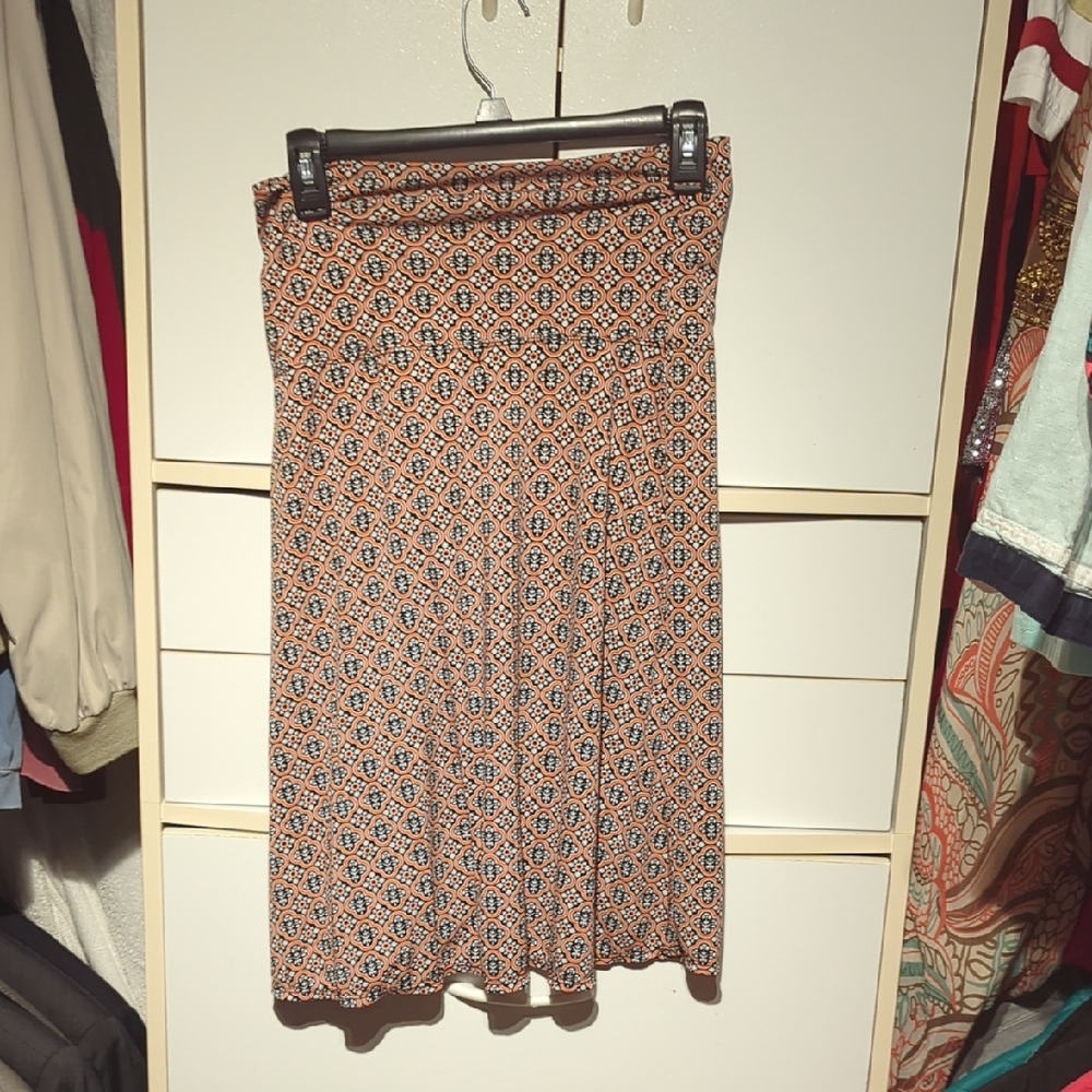 Max Studio A-Line Midi Skirt in Black and Orange